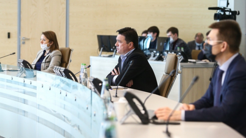 Андрей Воробьев в формате видеоконференции провел совещание с главами городских округов 